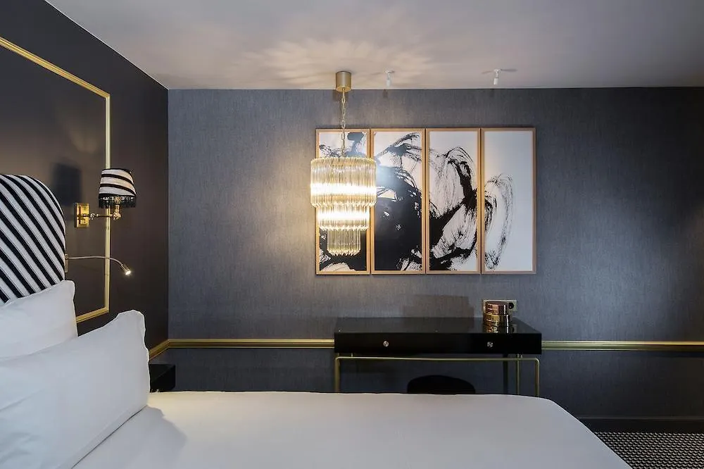 Snob Hotel Hotel