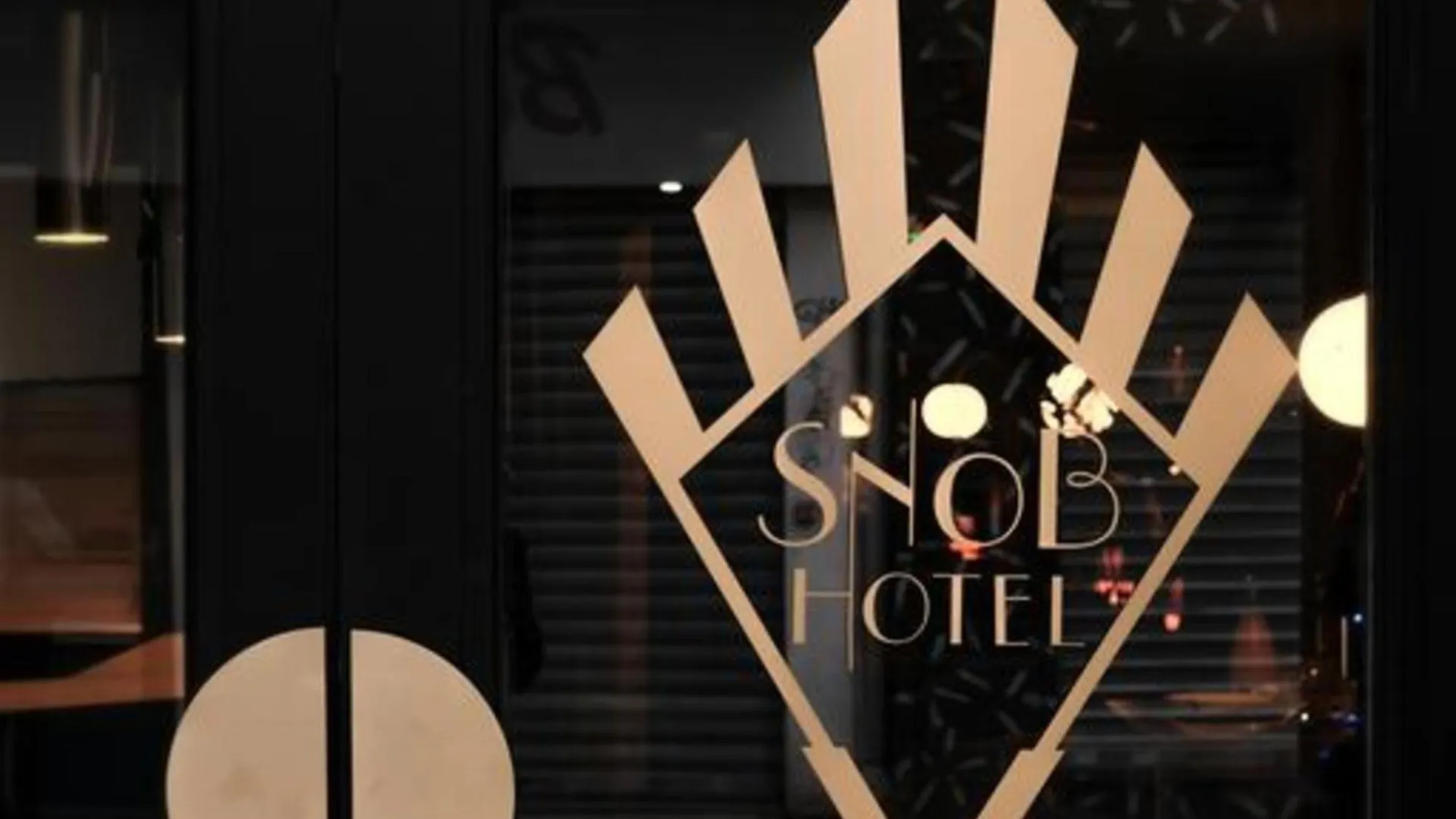 Snob Hotel Hotel