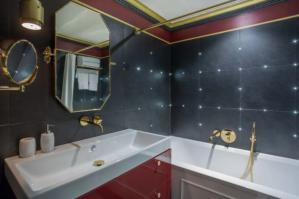 Hotel Snob Hotel