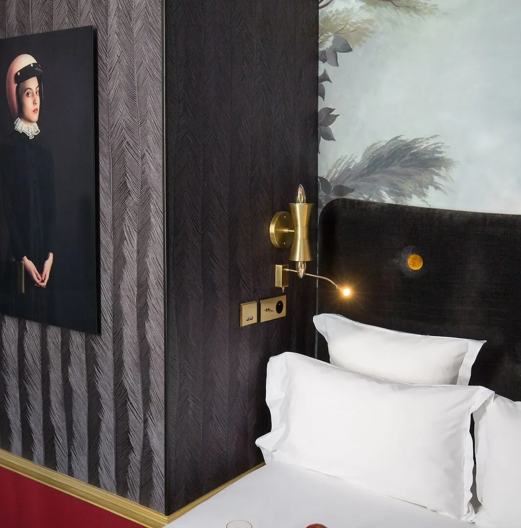 Snob Hotel Hotel 4*