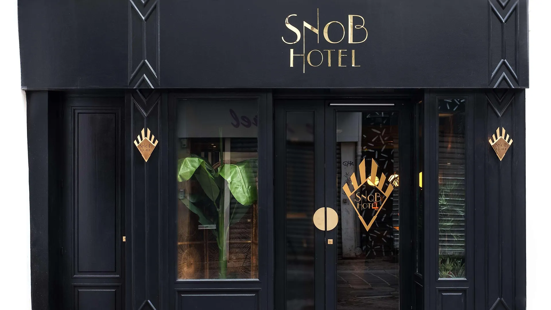 Hotel Snob